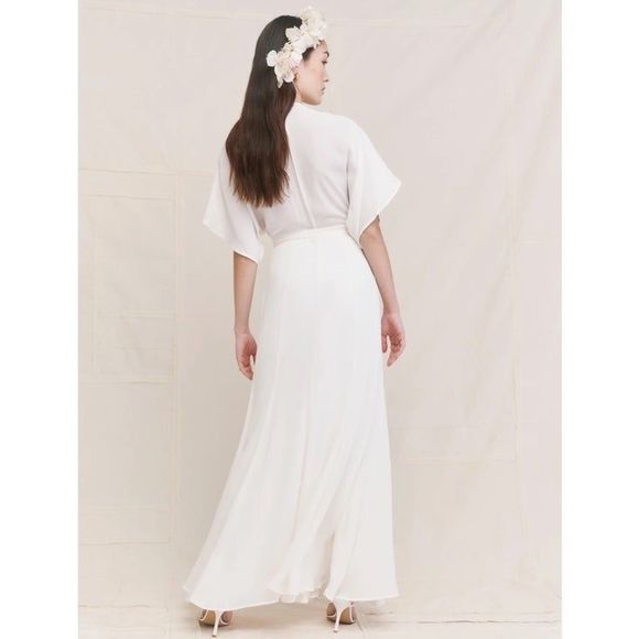 NWT Reformation Winslow Dress in Ivory Size Medium - Picture 2 of 12